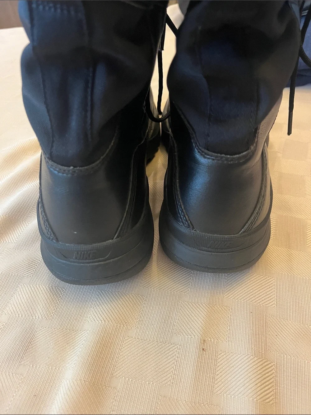 Nike Special Field System Men's Black Lace-Up Tactical Boots size 8